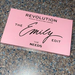 Makeup Revolution The Emily Edit “The Needs”